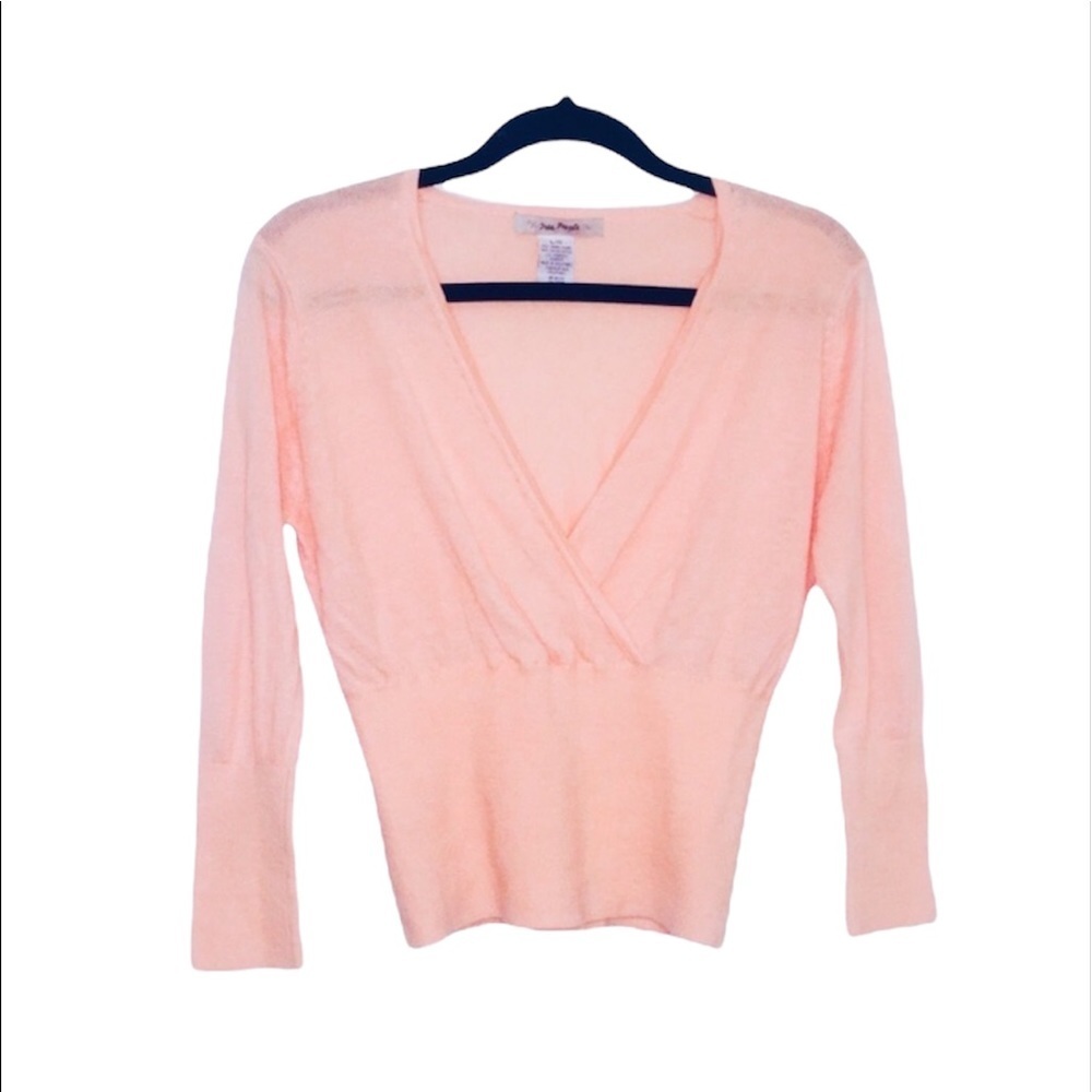 New Free People: Large Peach Knitted V Neck Blouse